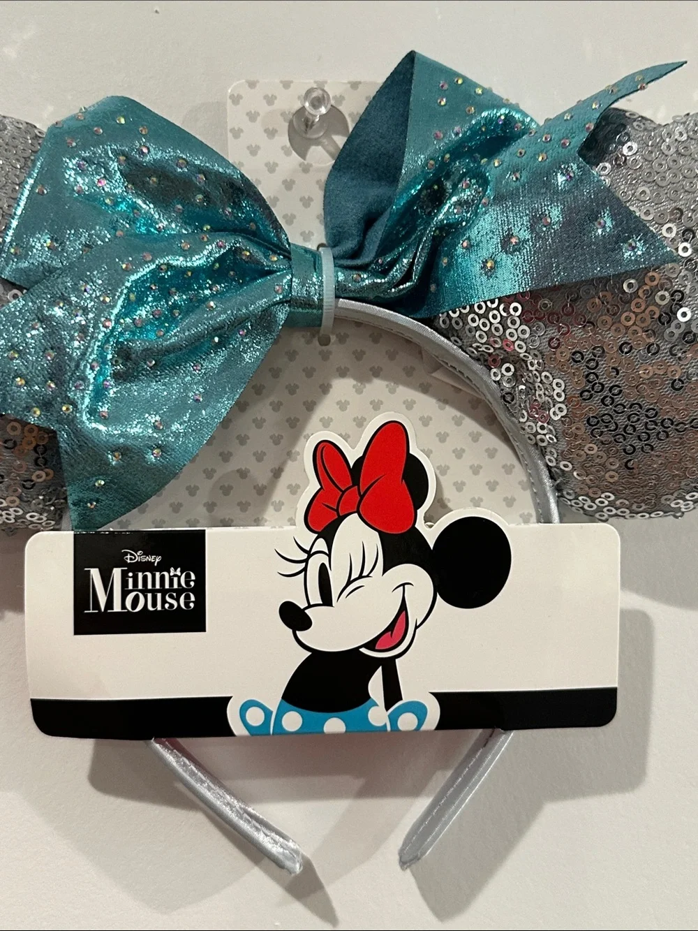 Disney girl minnie